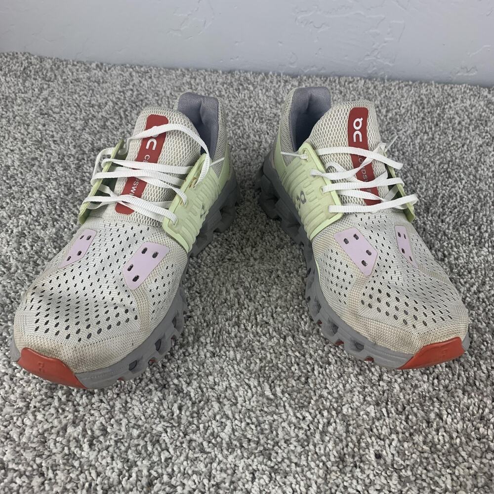 On Cloudswift Running Shoes Womens Size 9 White G… - image 1